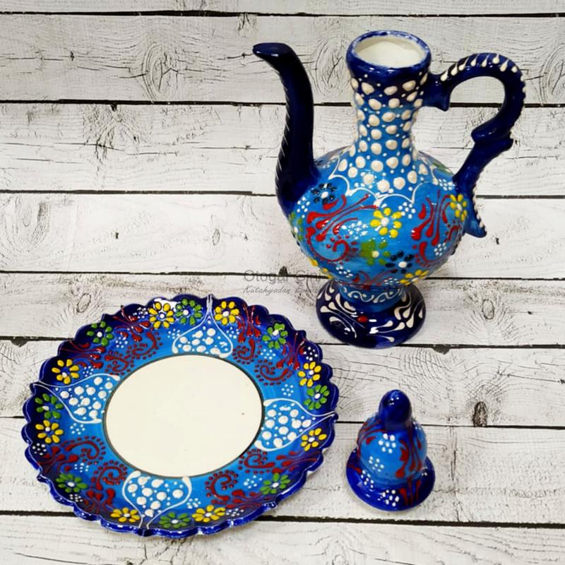 El yapımı orta boy çini ibrik-Alt tabaklı Mavi renk kabartmalı dantel işleme